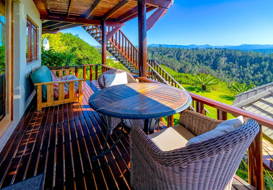 4 Bedroom Property for Sale in Phantom River View Western Cape